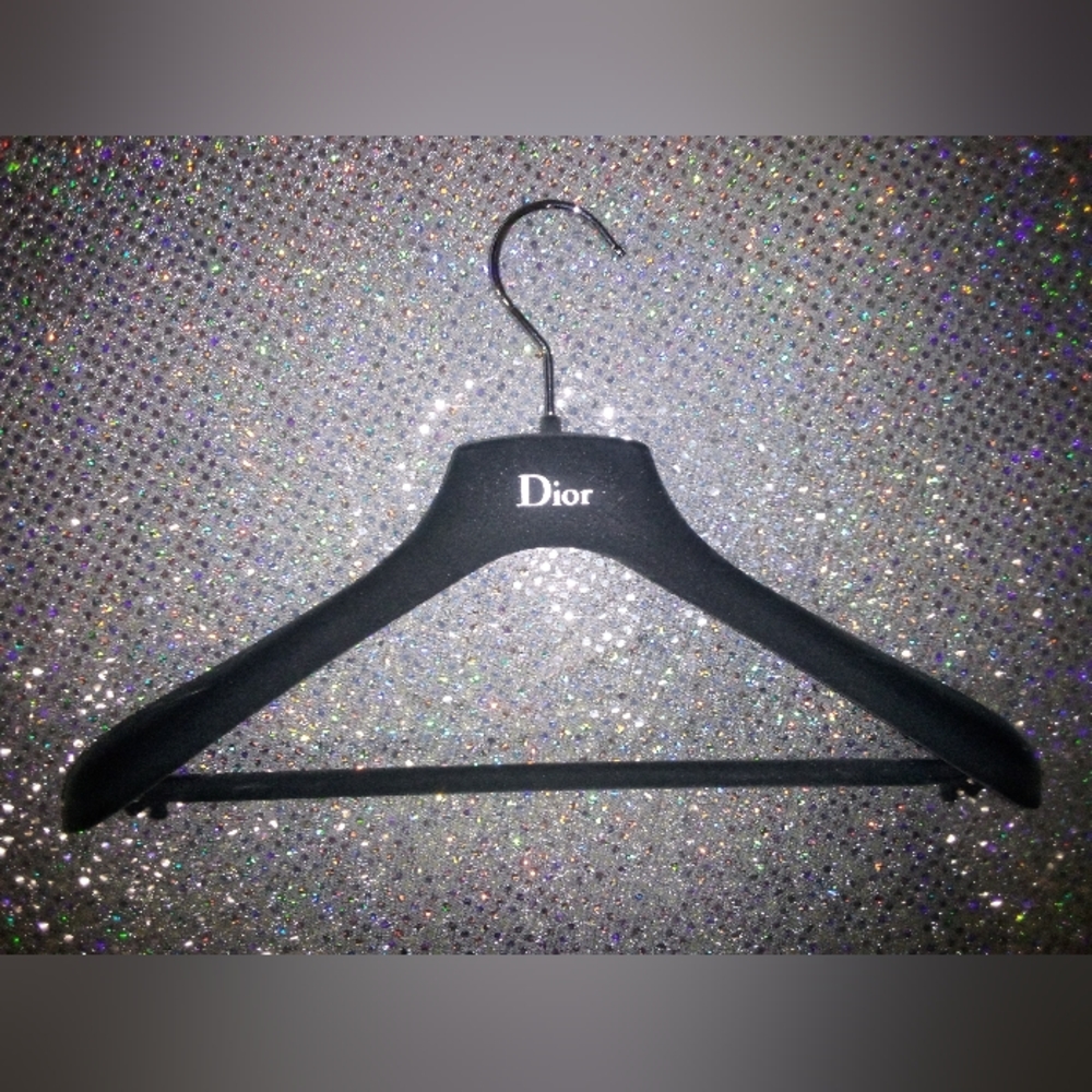 Dior hanger